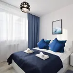 Rentplanet - Apartament Bialy Dom