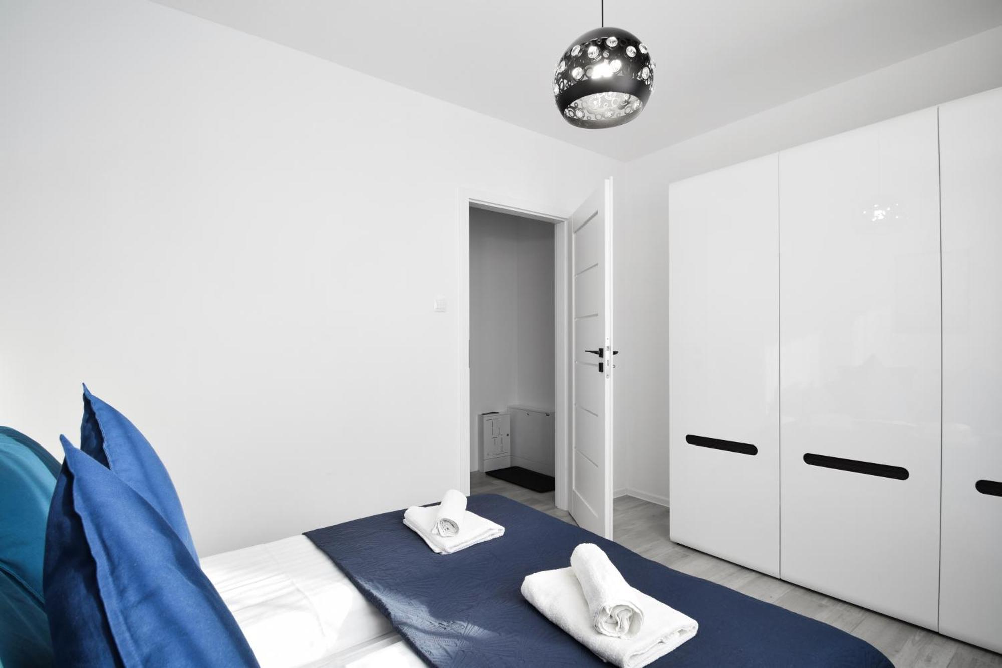 Rentplanet - Bialy Dom Apartament *